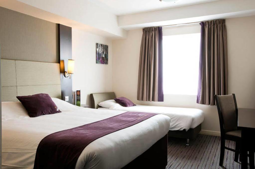 Premier Inn Premier Inn York South West Dış mekan fotoğraf