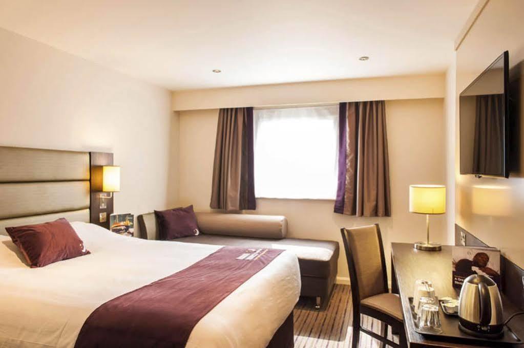 Premier Inn Premier Inn York South West Dış mekan fotoğraf